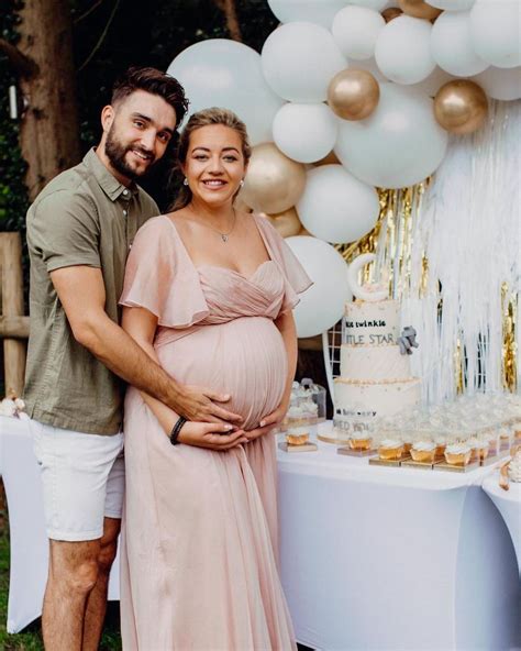 chloe agnew pregnant.